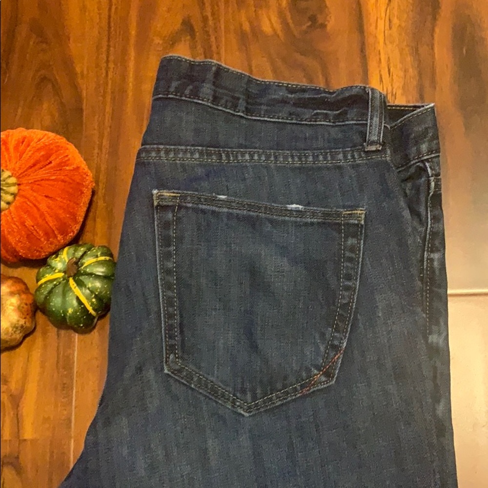 Jeans - Picture 2 of 4